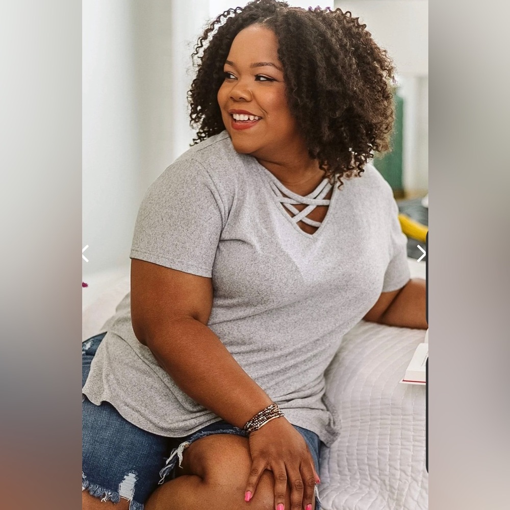 Nwt soft plus size top. Size 2X. Grey.